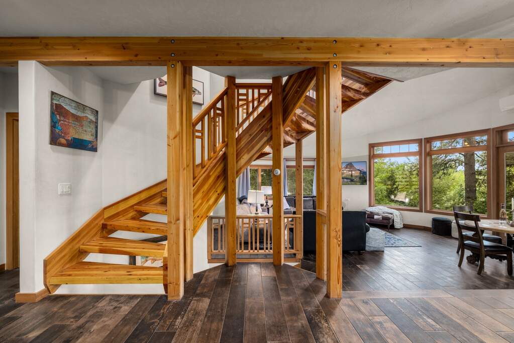 5 Bedroom Single Family Home/House's Image 19