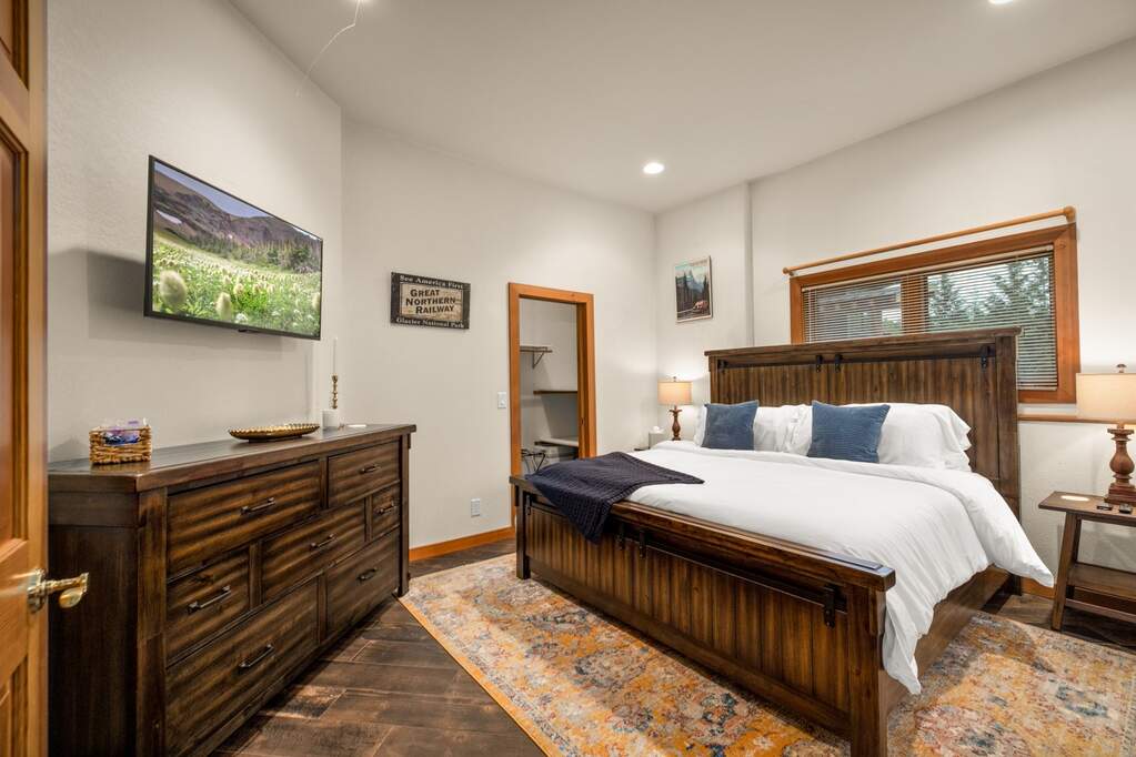 5 Bedroom Single Family Home/House's Image 45