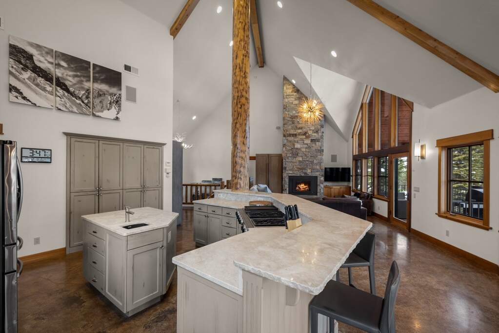4 Bedroom Single Family Home/House's Image 14