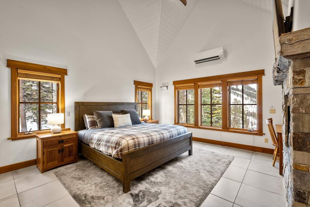 4 Bedroom Single Family Home/House's Image 21