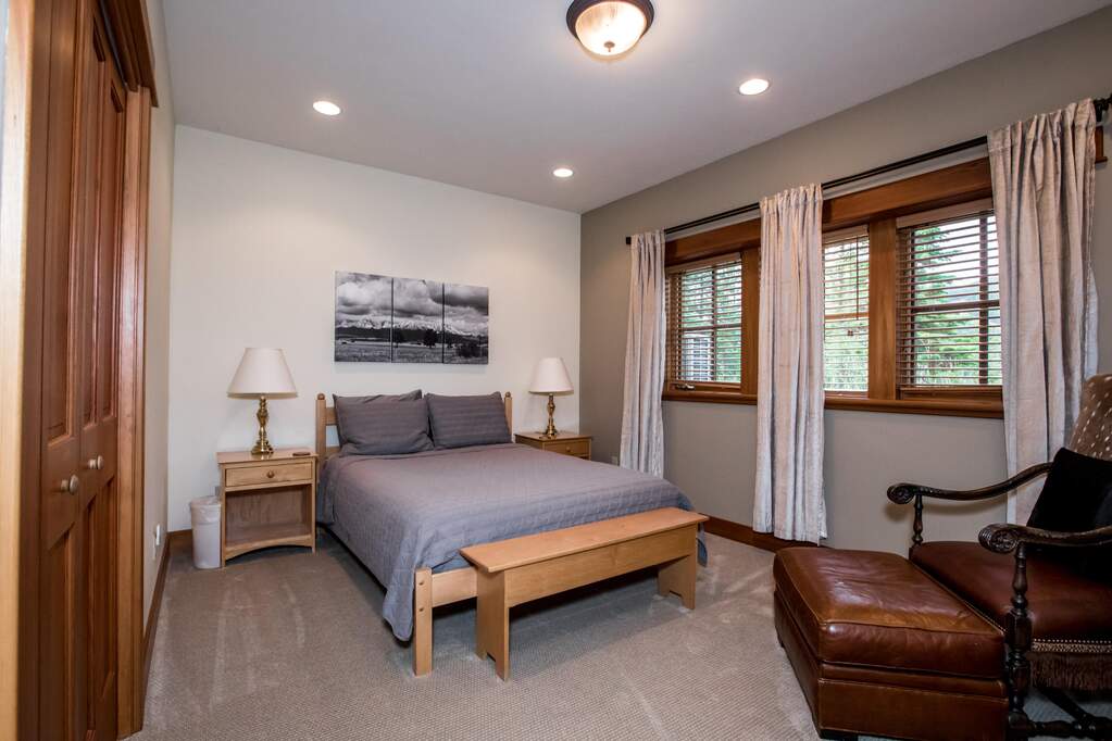 4 Bedroom Single Family Home/House's Image 29