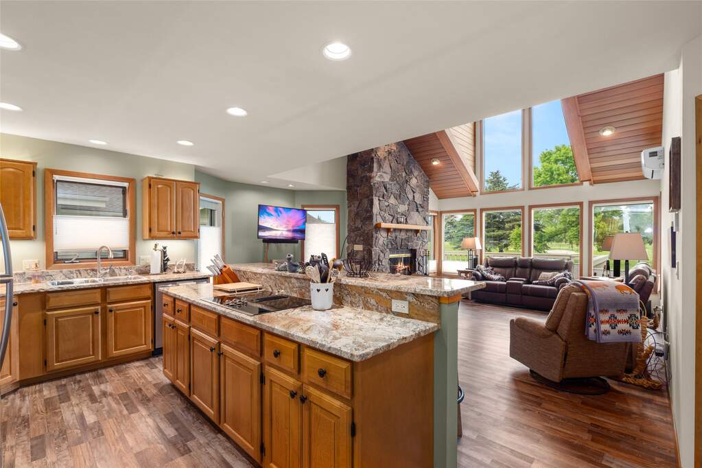 2 Bedroom Villa/Townhouse's Image 15