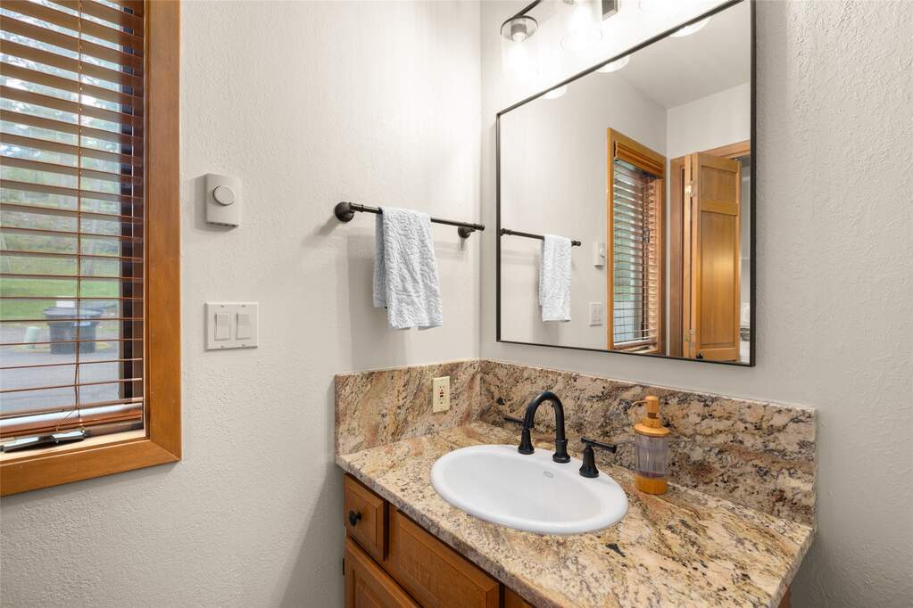 2 Bedroom Villa/Townhouse's Image 25