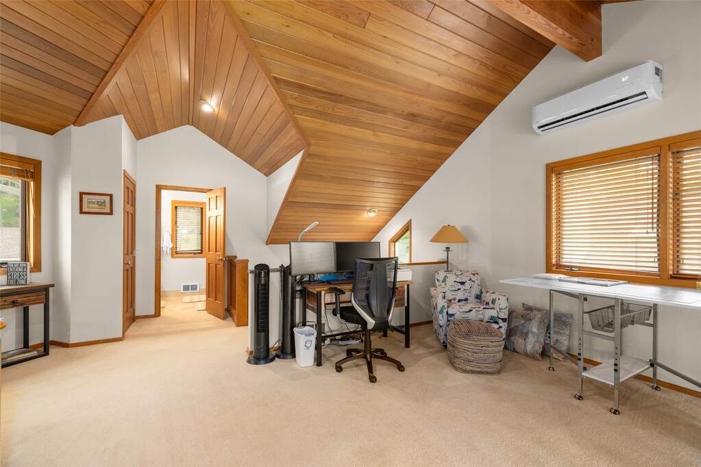 2 Bedroom Villa/Townhouse's Image 32