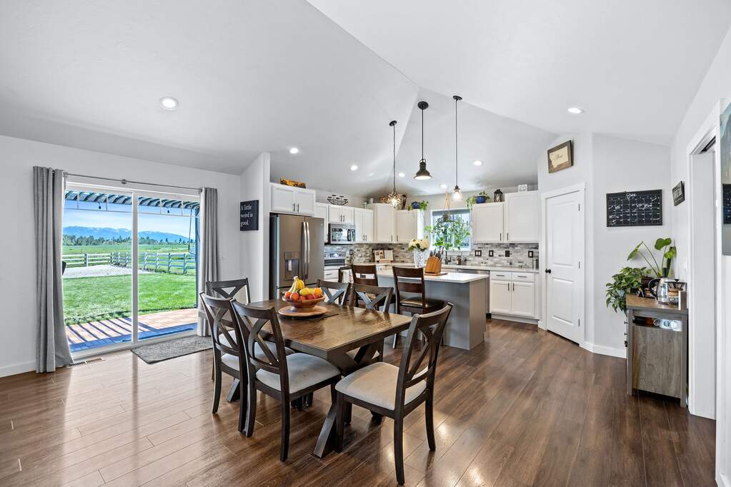 4 Bedroom Single Family Home/House's Image 11