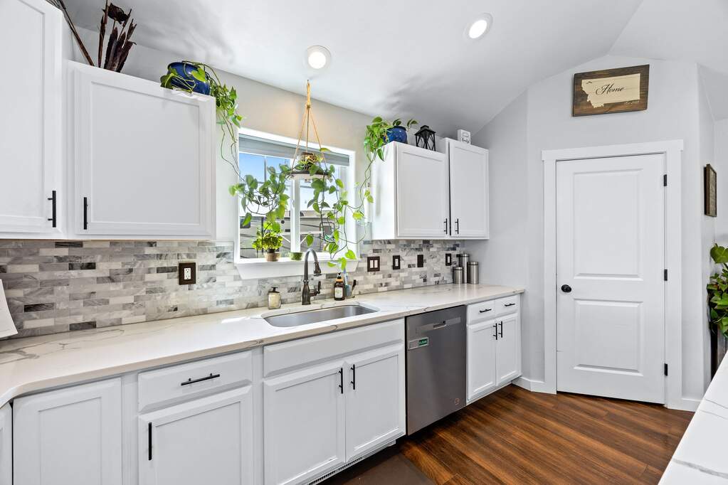 4 Bedroom Single Family Home/House's Image 13