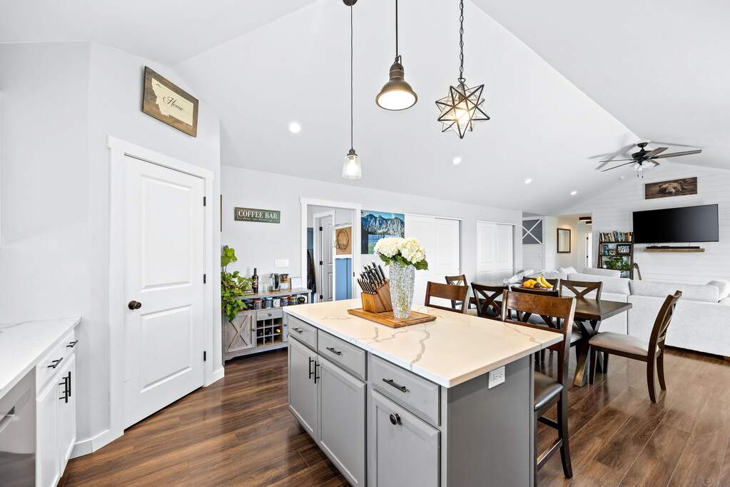 4 Bedroom Single Family Home/House's Image 14