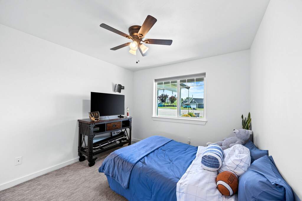 4 Bedroom Single Family Home/House's Image 21