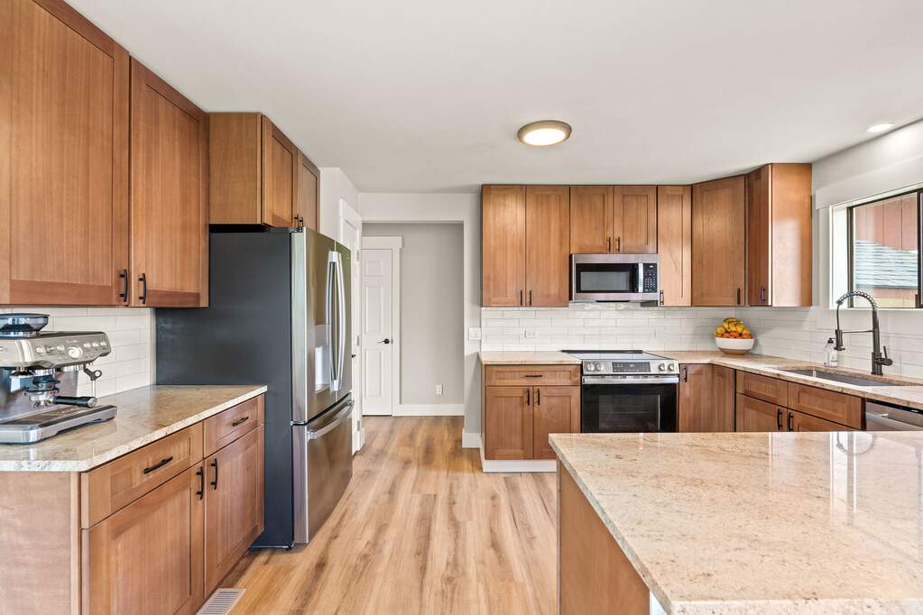 3 Bedroom Single Family Home/House's Image 7