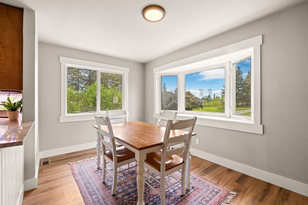 3 Bedroom Single Family Home/House's Image 11