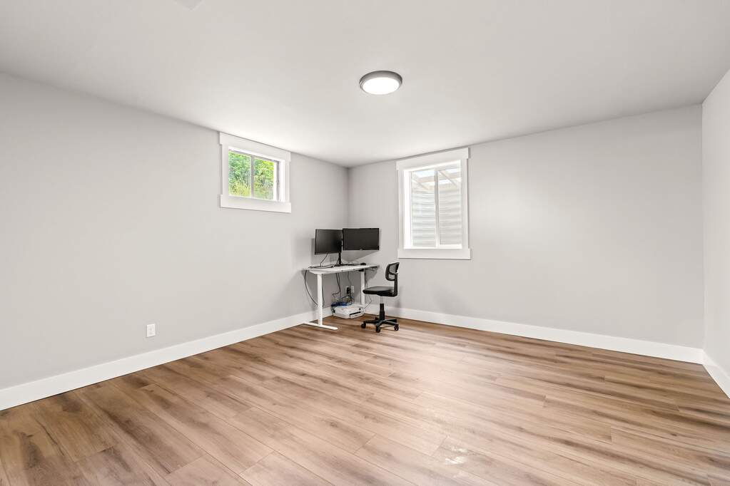 3 Bedroom Single Family Home/House's Image 20