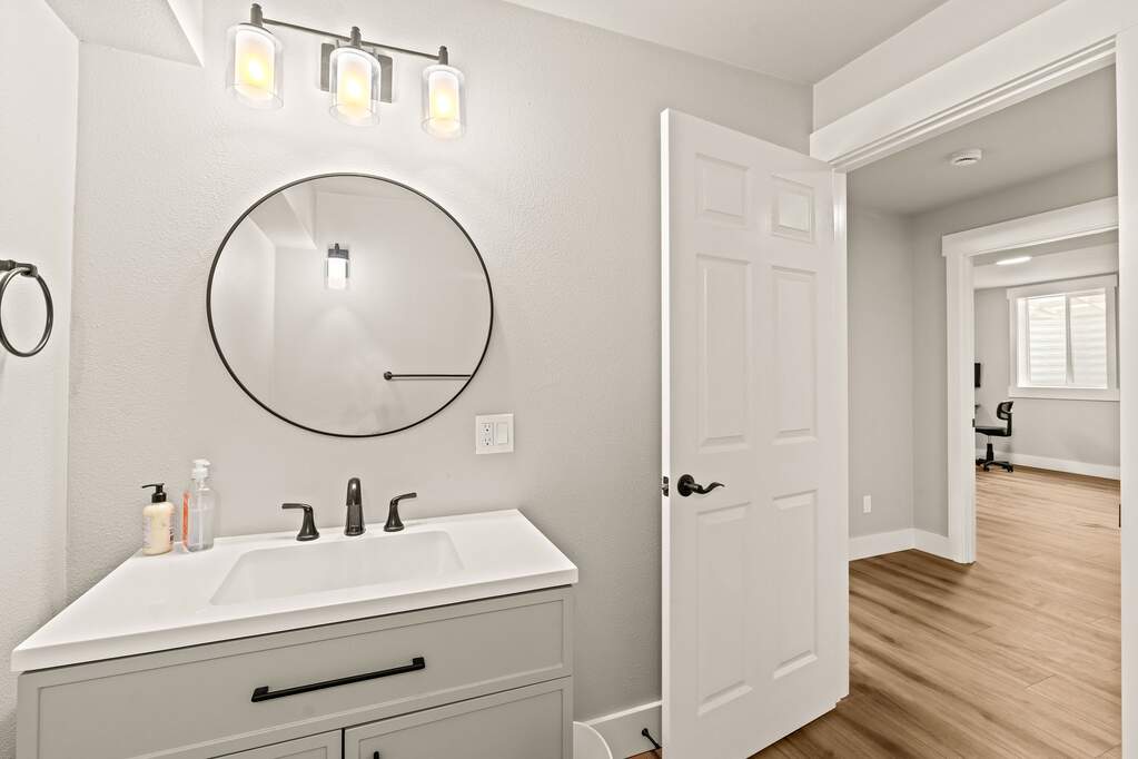 3 Bedroom Single Family Home/House's Image 21