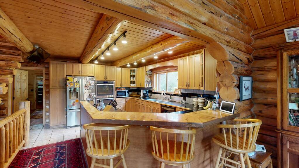 3 Bedroom Single Family Home/House's Image 7