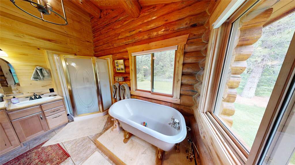 3 Bedroom Single Family Home/House's Image 12