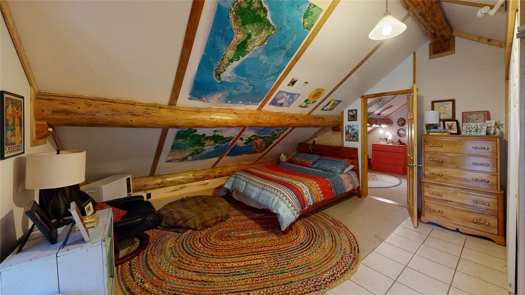 3 Bedroom Single Family Home/House's Image 32