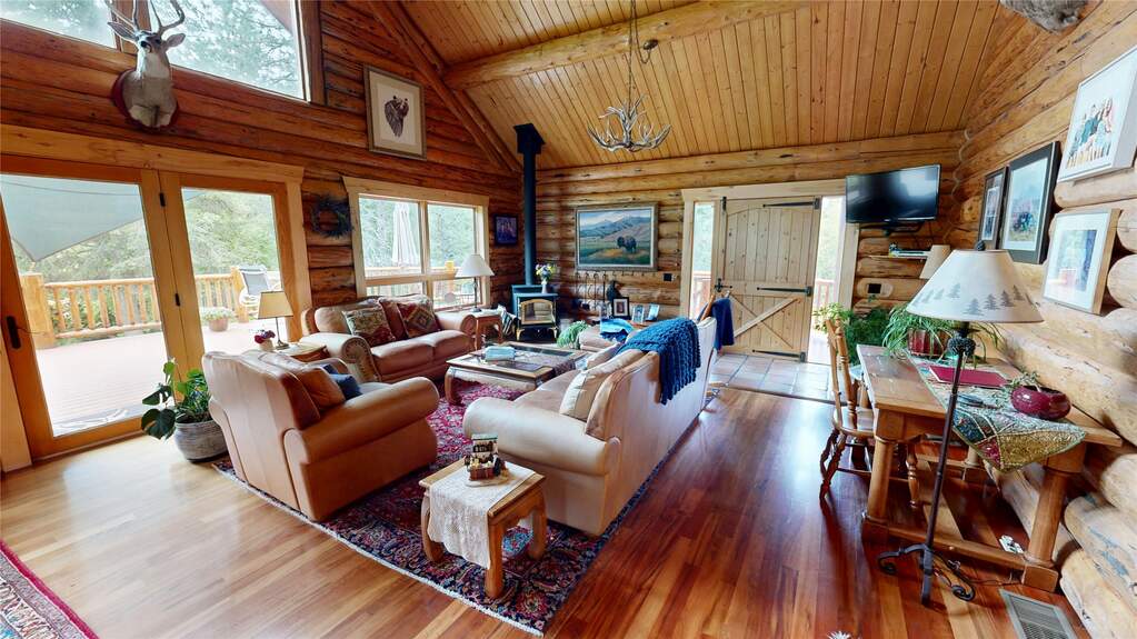 3 Bedroom Single Family Home/House's Image 4