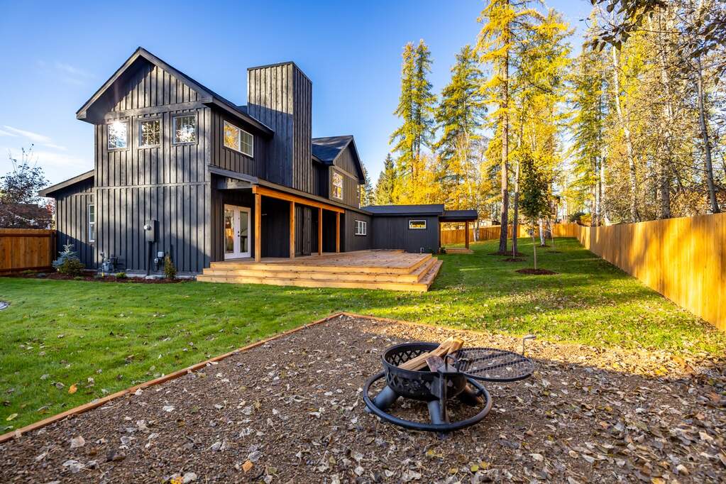 4 Bedroom Single Family Home/House's Image 50