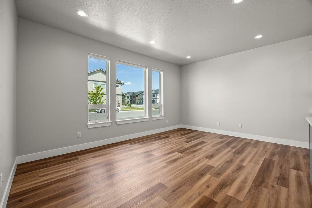 3 Bedroom Villa/Townhouse's Image 17