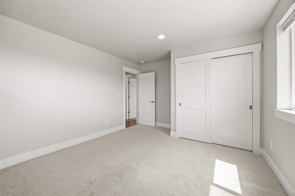 3 Bedroom Villa/Townhouse's Image 31