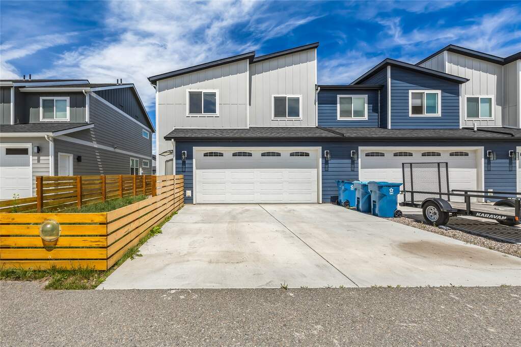 3 Bedroom Villa/Townhouse's Image 3