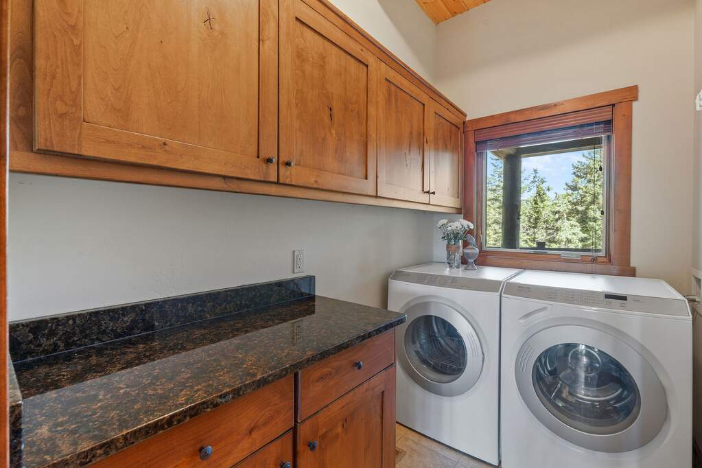 4 Bedroom Single Family Home/House's Image 29