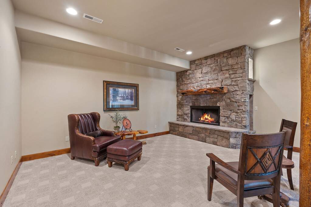 4 Bedroom Single Family Home/House's Image 37