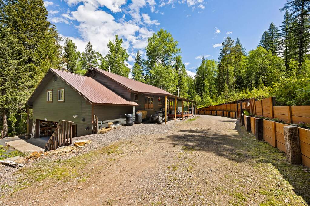 3 Bedroom Single Family Home/House's Image 40