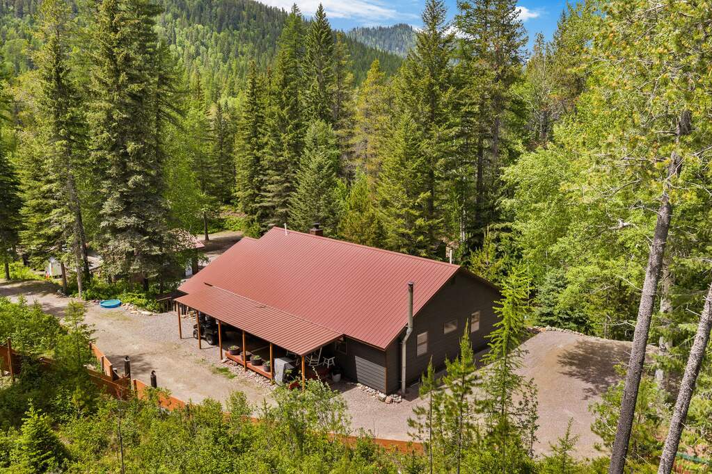 3 Bedroom Single Family Home/House's Image 60