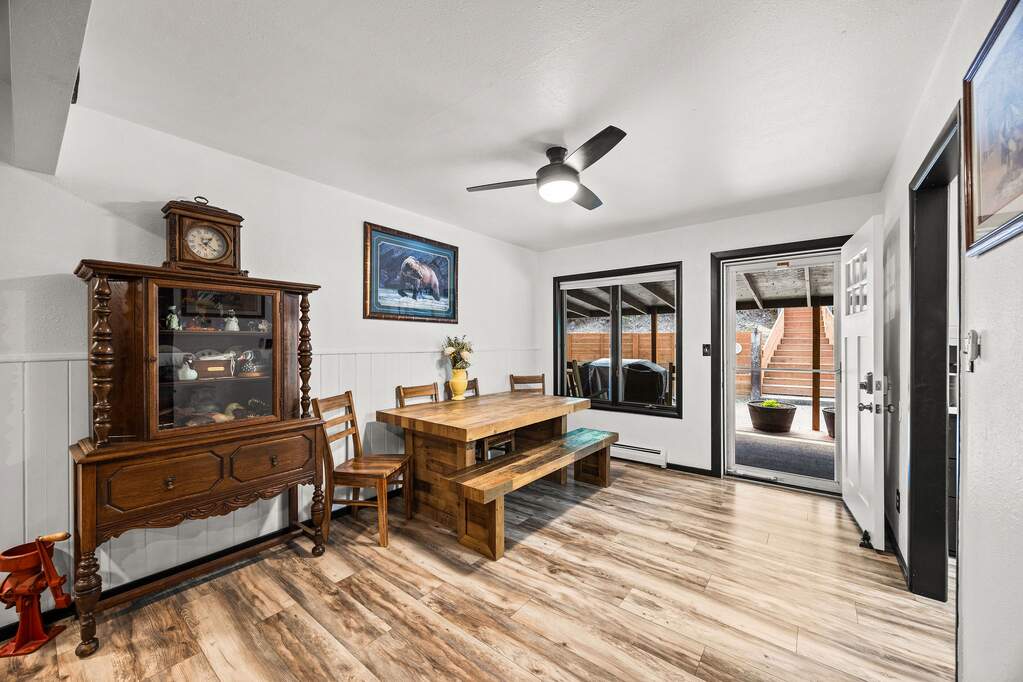 3 Bedroom Single Family Home/House's Image 4