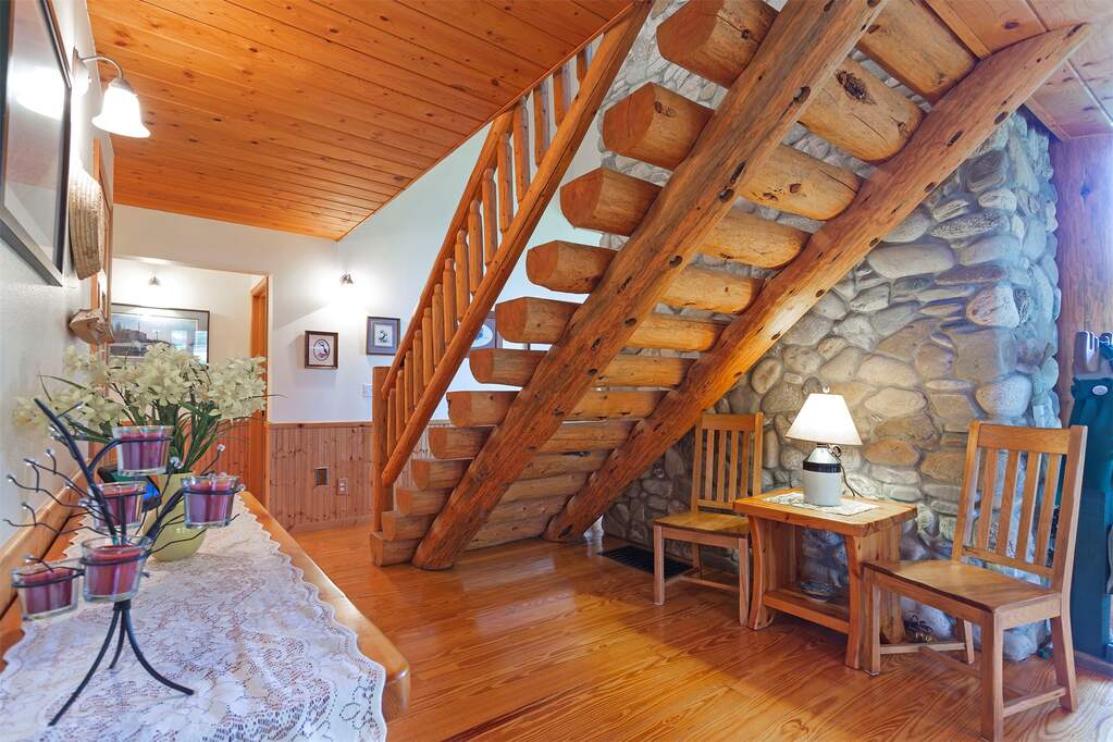 3 Bedroom Single Family Home/House's Image 32