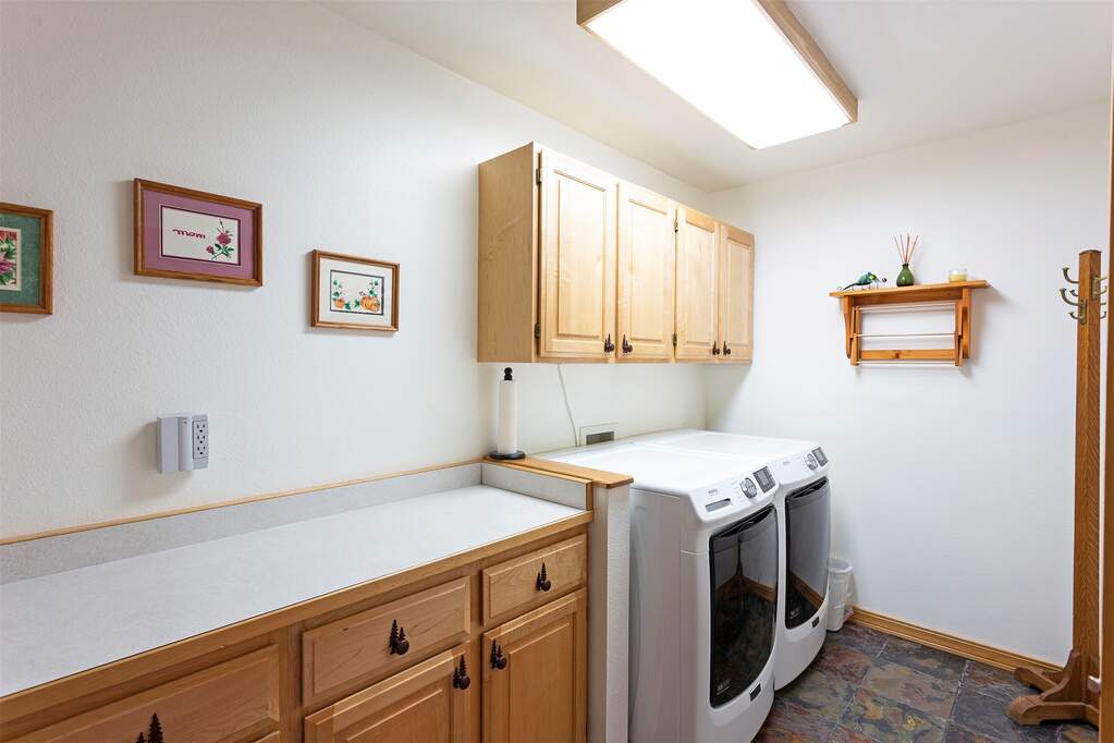 3 Bedroom Single Family Home/House's Image 35