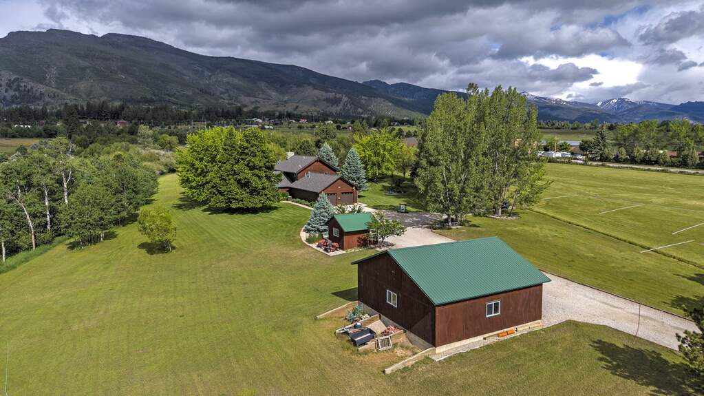 3 Bedroom Single Family Home/House's Image 44