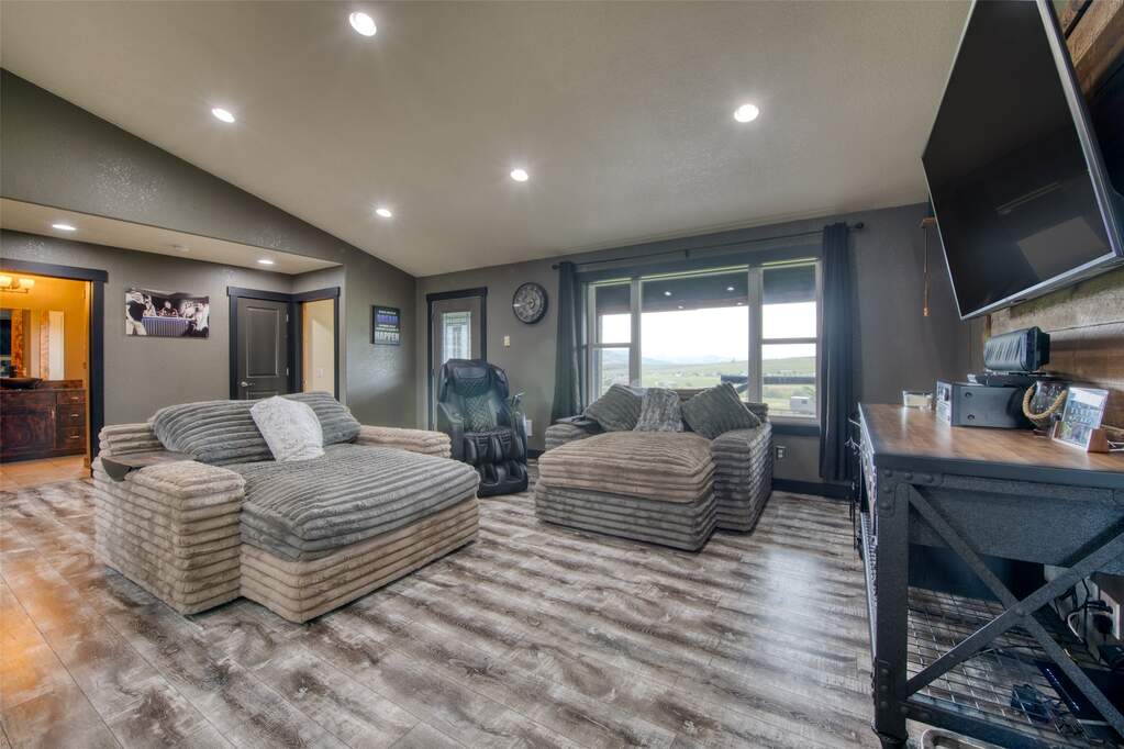 3 Bedroom Single Family Home/House's Image 10