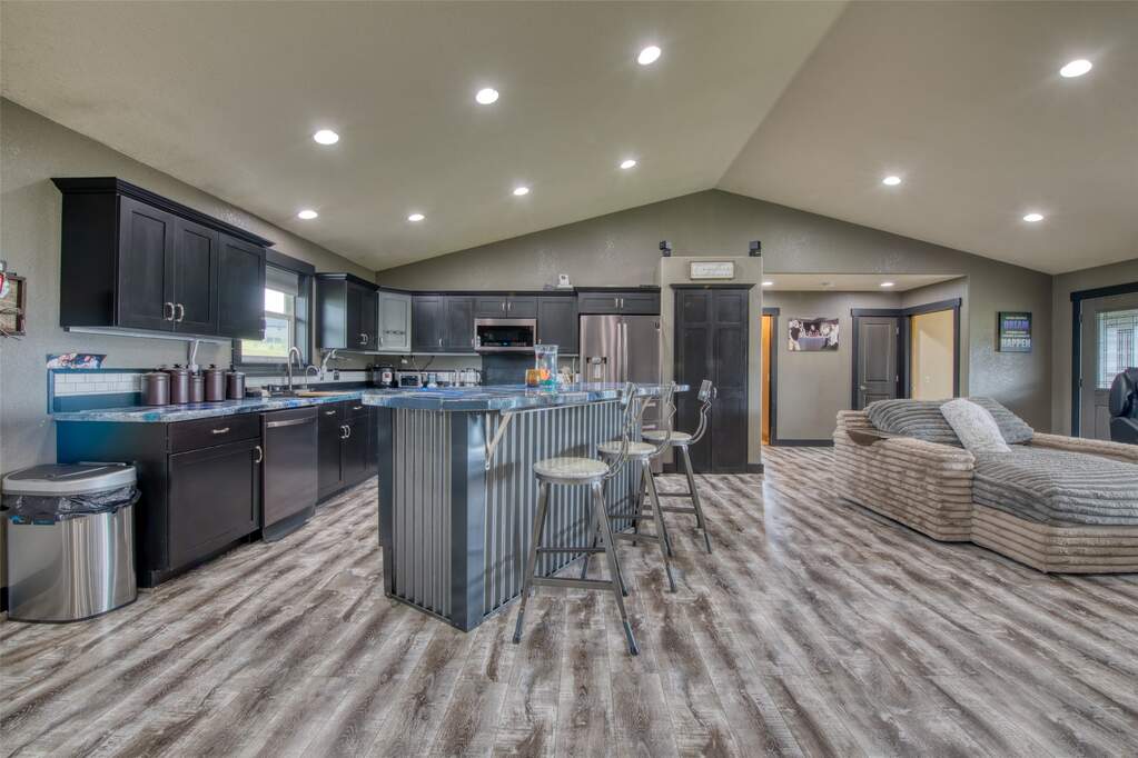 3 Bedroom Single Family Home/House's Image 17