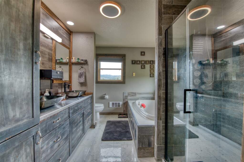 3 Bedroom Single Family Home/House's Image 33