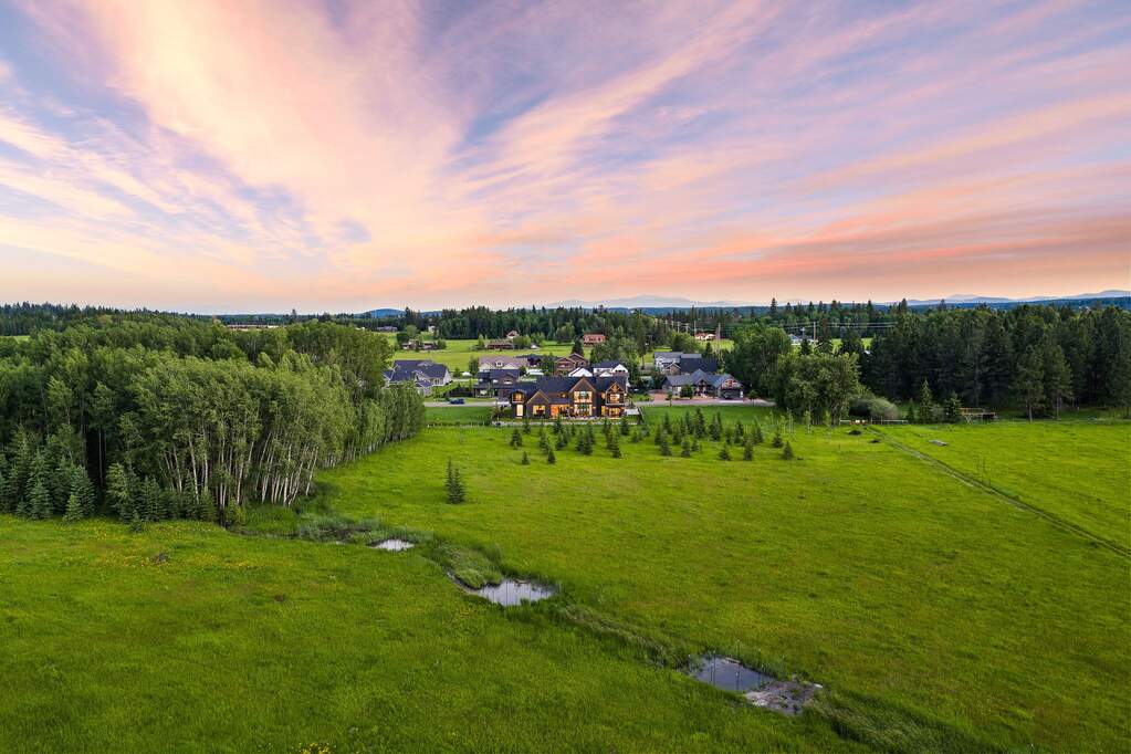 5 Bedroom Single Family Home/House's Image 99