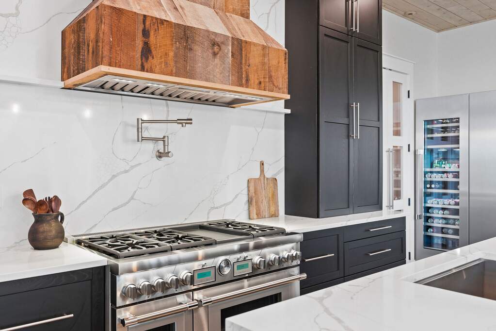 5 Bedroom Single Family Home/House's Image 22