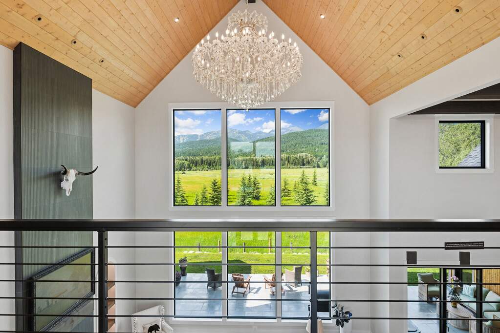 5 Bedroom Single Family Home/House's Image 59