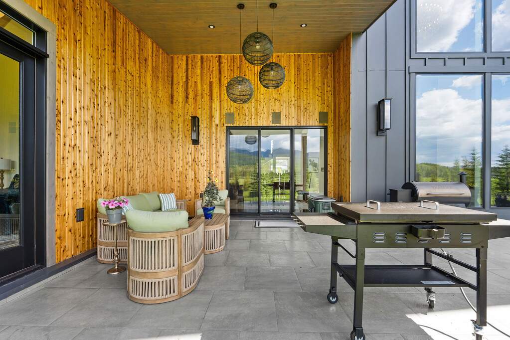 5 Bedroom Single Family Home/House's Image 85