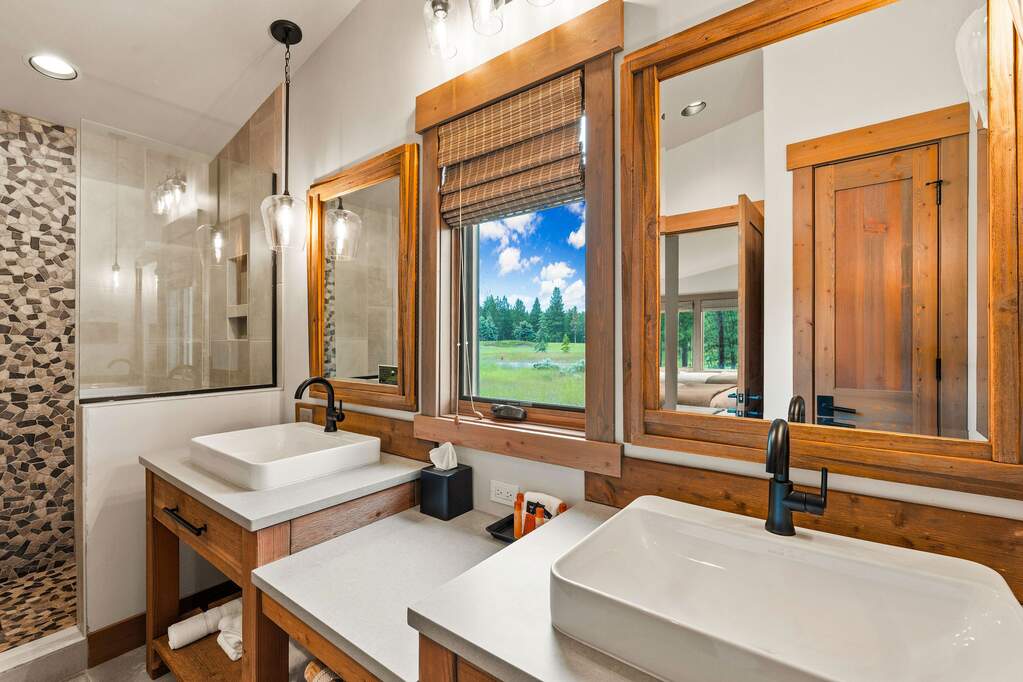 2 Bedroom Single Family Home/House's Image 14