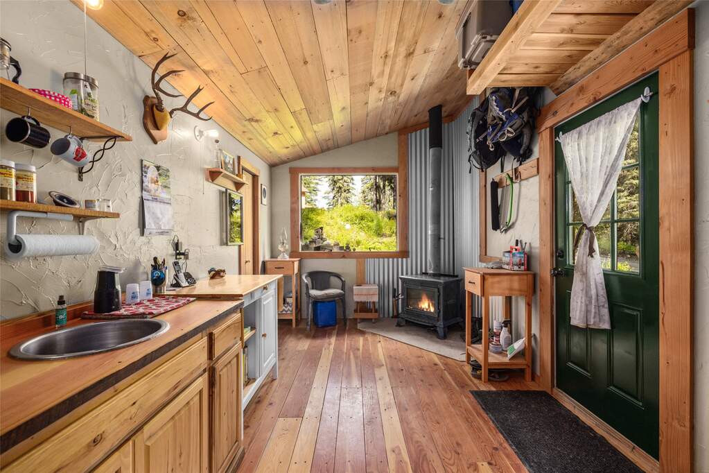 1 Bedroom Single Family Home/House's Image 35