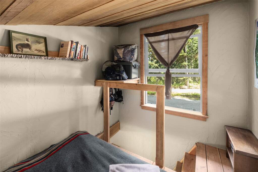 1 Bedroom Single Family Home/House's Image 39