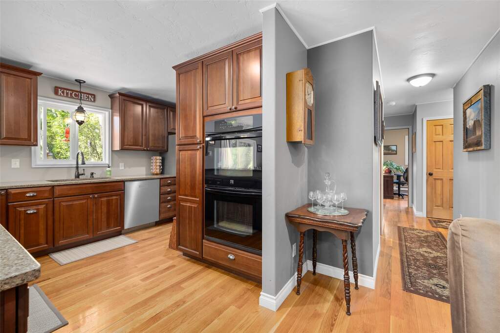 4 Bedroom Single Family Home/House's Image 13