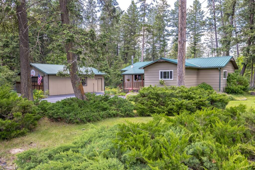 4 Bedroom Single Family Home/House's Image 35