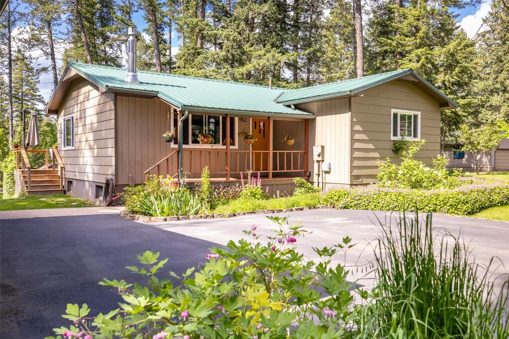 4 Bedroom Single Family Home/House's Image 40