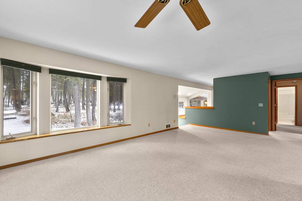 5 Bedroom Single Family Home/House's Image 7