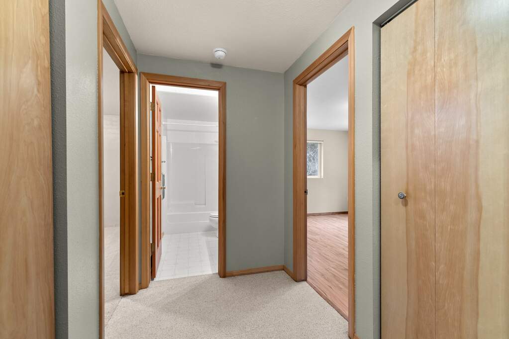5 Bedroom Single Family Home/House's Image 22