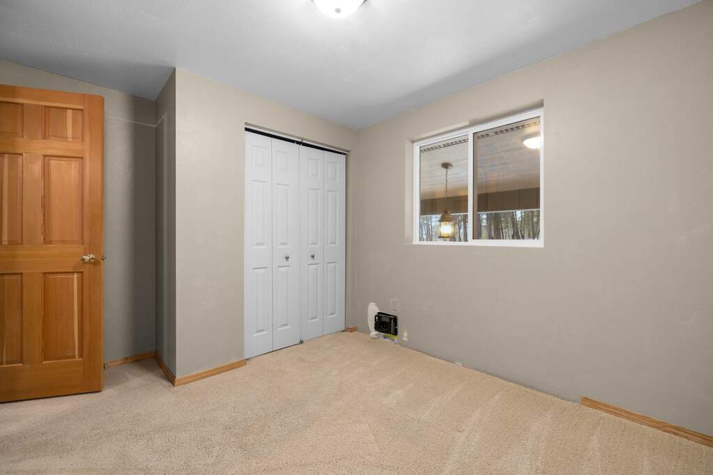 5 Bedroom Single Family Home/House's Image 26