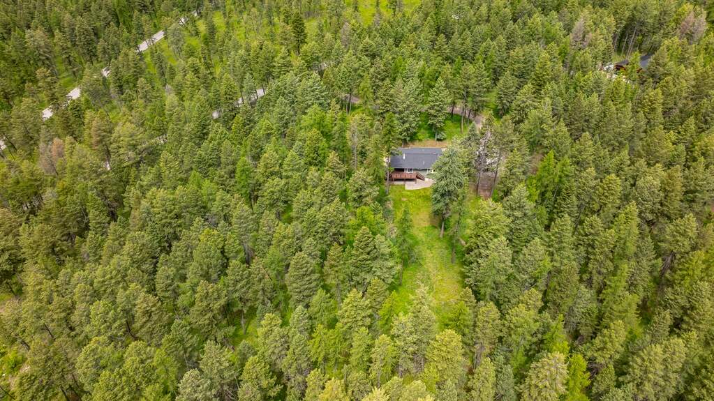5 Bedroom Single Family Home/House's Image 43