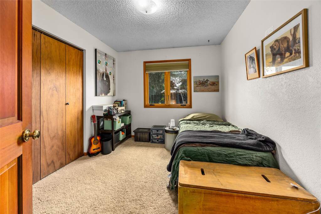 4 Bedroom Single Family Home/House's Image 21